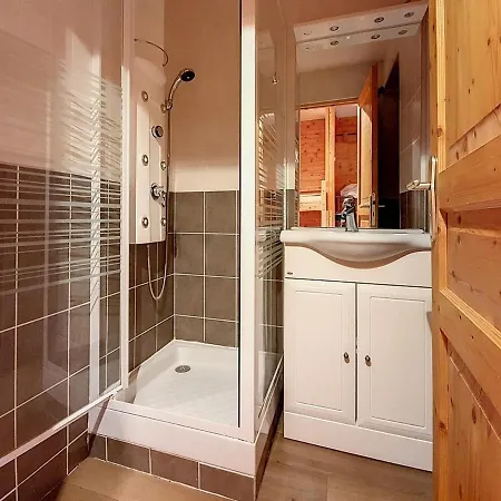 Renove - Aux Pieds - Balcon - Fr-1-344-890 *